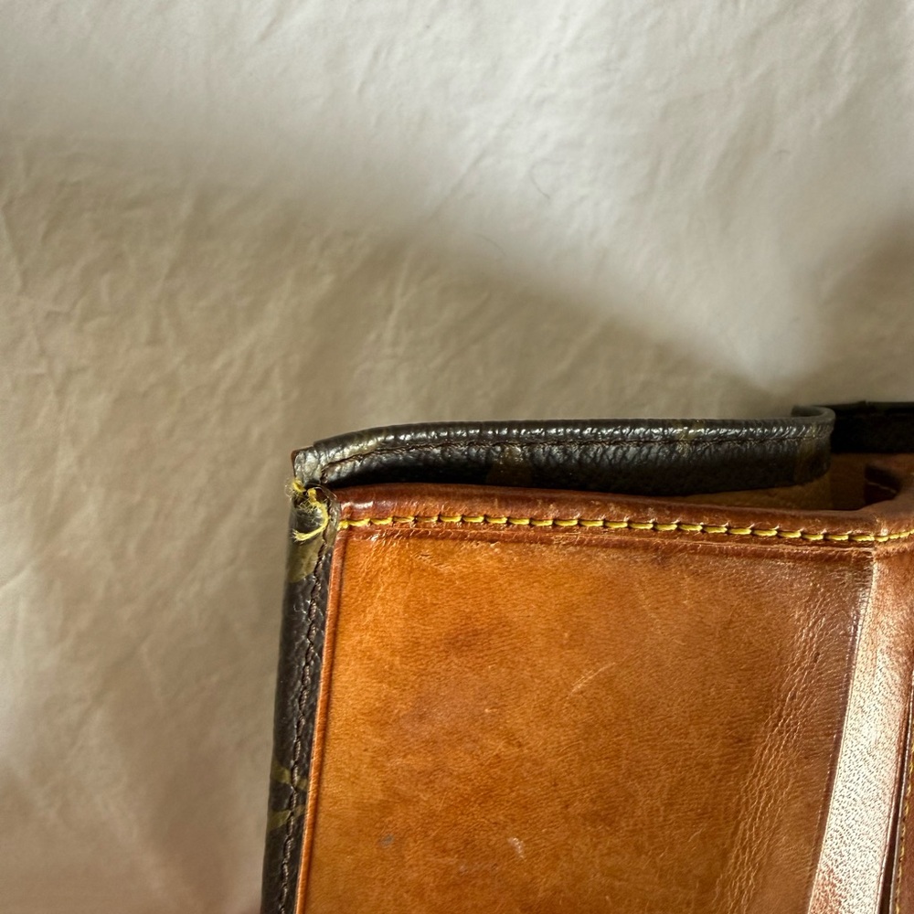 Louis Vuitton Brown and Black Bi-Fold Leather Wallet - Picture 6 of 8